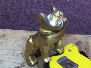 lot 187 image: Vintage MACK Truck Bulldog Hood Ornament