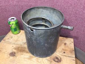 lot 200 image: Vitnage Metal Still Part