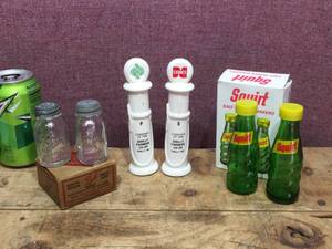 lot 202 image: Vintage 3 Set Advertiser Salt & Pepper - BALL - Squirt - Cenex