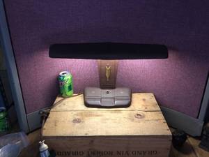 lot 208 image: Vintage MOE BROTHERS - Bankers Lamp - Works