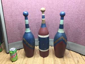 lot 221 image: 3 Vintage Juggling Pins - Wooden
