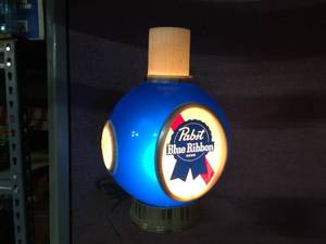 lot 226 image: Vintage PABST Blue Ribbon - Blue Globe Beer Light - Works