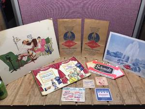 lot 232 image: Vintage Variety Beer Company Advertiser Items