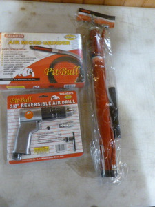 lot 73 image: Air Tools and Hand Pump