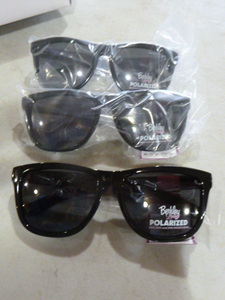 lot 119 image: 3 Pair of Berkley Sunglasses