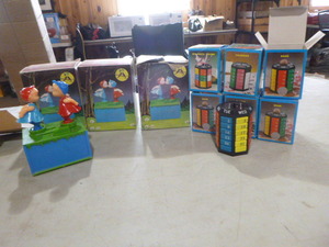 lot 123 image: 10 Banks