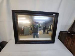 lot 97 image: Decorative Wood Framed Mirror