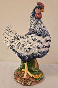 lot 154 image: Vietri Ceramic Rooster