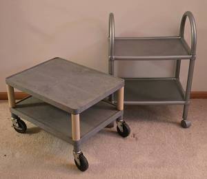 lot 172 image: Pair of Rolling Utility Carts