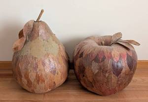 lot 60 image: Large Decorative Leaf Apple and Pear Figurines