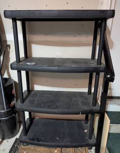 lot 122 image: Technoplast Plastic Storage Shelf