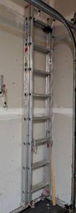 lot 124 image: Werner Aluminum Extension Ladder