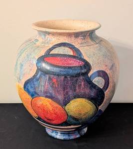 lot 190 image: Large Vietri Ceramic Vase