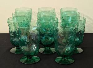 lot 198 image: Vintage Green Crinkle Water Goblets