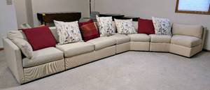 lot 211 image: Cream Curved Sectional Sofa