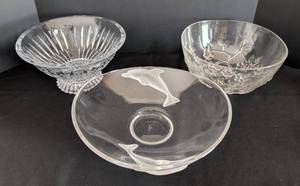 lot 247 image: Three Pretty Crystal Bowls