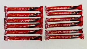 12x Lindt Lindor Chocolate Truffle Bars