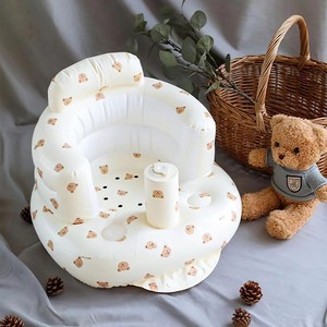 lot 25 image: Inflatable baby seat