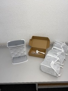 lot 55 image: Bath Toy Holder and Bottle Drying Rack