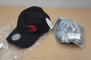 lot 16 image: 2 Blackfish Stretch Hats -SM