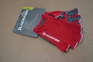 lot 27 image: Blackfish Angler Sun Gloves -XL
