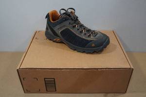 lot 44 image: Vasque Juxt Mens Hiking Shoes -Size 10.5