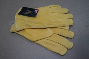 lot 87 image: Deer Skin Work Gloves -Large