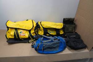 lot 106 image: Assorted HuntingFishing Bags