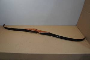 lot 116 image: Ben Pearson BP-H90 Recurve Bow