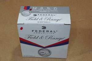 lot 162 image: 25 Federal Field & Range 12 Gauge 2-34 7.5 Shot Shotshells