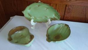 lot 243 image: Frankoma Pottery (3) Prairie Green