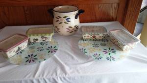 lot 290 image: New Temptations Confetti