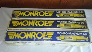 lot 321 image: Monroe Shock Absorber (3)