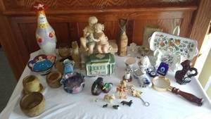lot 345 image: Assorted chotchke, miniatures and Collectibles. Avon,