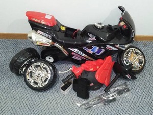 lot 370 image: Powered 3-Wheel Racer.