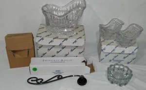 lot 376 image: Princess House Sleigh, Candle Holder, and More.
