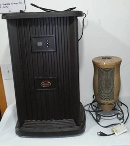 lot 386 image: Air Care Humidifier, Lasko Heater.