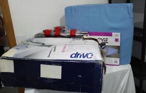 lot 397A image: NEW Adjustable Transfer Bench, Bed Handrail, Foam Bed Wedge