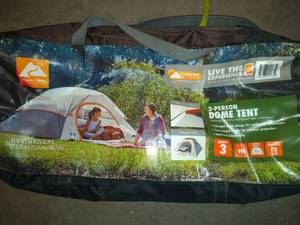lot 956 image: Ozark Trail 3 person Tents (3)
