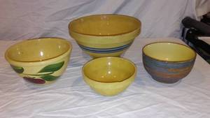 lot 974 image: Pottery Bowls (4).Watt Ware