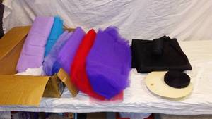 lot 981 image: Tulle and Velcro.