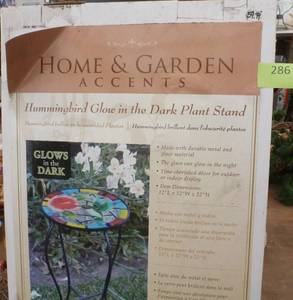 lot 286 image: New Hummingbird Glow in the Dark Plant Stand