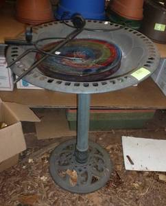 lot 336 image: Bird bath (plastic) glass plates and a solar glass plate holder
