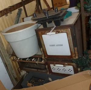 lot 358 image: Antique stove