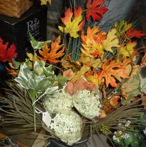 lot 15 image: Metal planter with fall color leaves, grasses and more