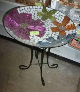 lot 121 image: Mozaic tile bird bath glass with stand