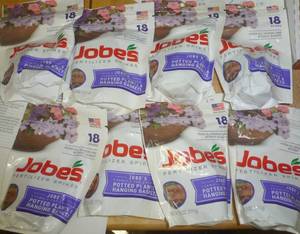lot 192 image: 8 bags of Jobes spikes for potted plants