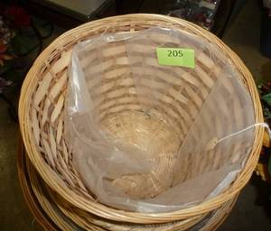 lot 205 image: EIGHT wicker planter pots