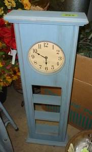 lot 525 image: about 3 ft tall shelf clock (not sure if it works)
