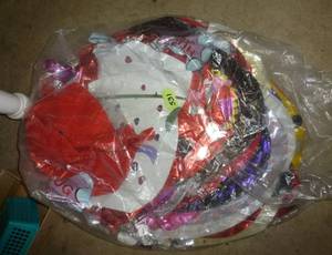 lot 531 image: Large lot of helium balloons